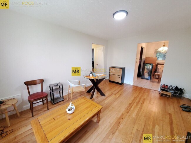 Photo - 28 Saint Paul St Unit 1