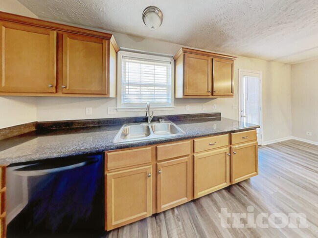 Photo - 110 Aretha Ct