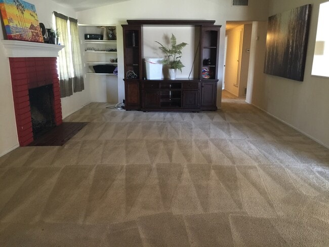 Photo - 936 E Collins Ave