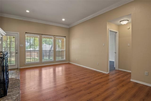 Photo - 3715 Dahlia Dr