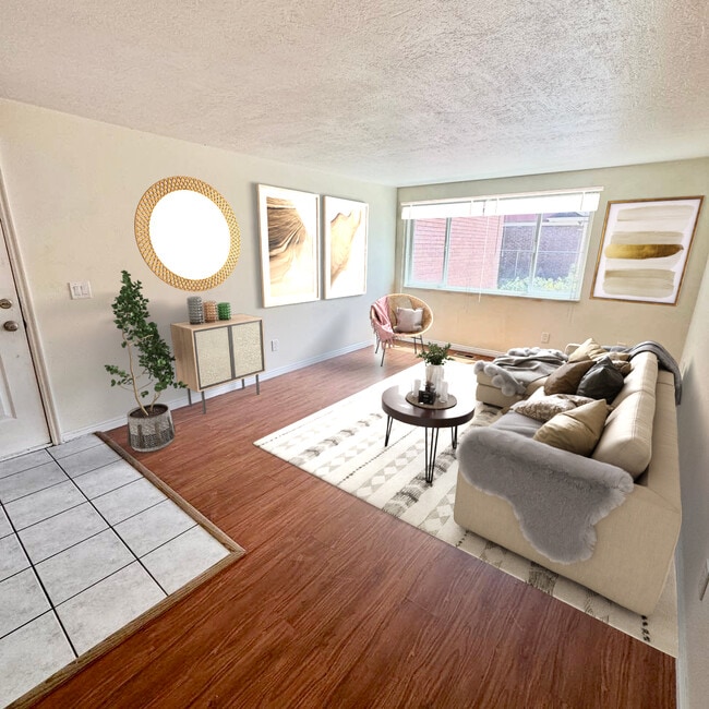 Building Photo - 771 Wall St Unit #14