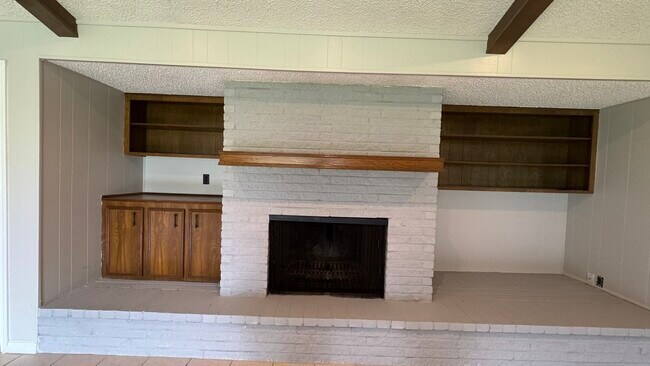 Photo - 2607 Bermuda Dunes Dr