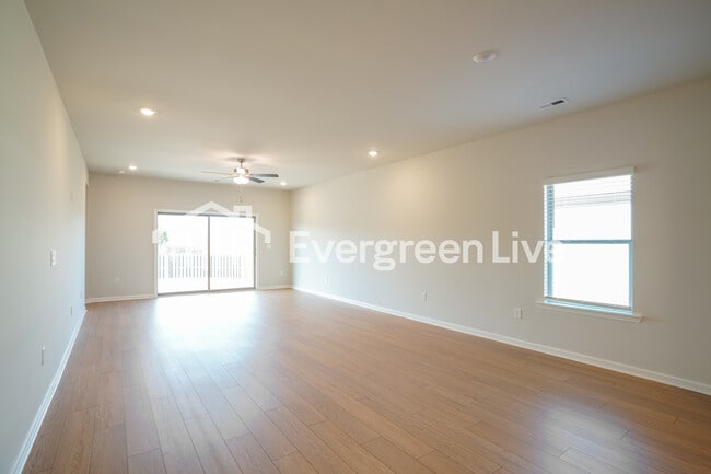 Photo - 228 Exeter St