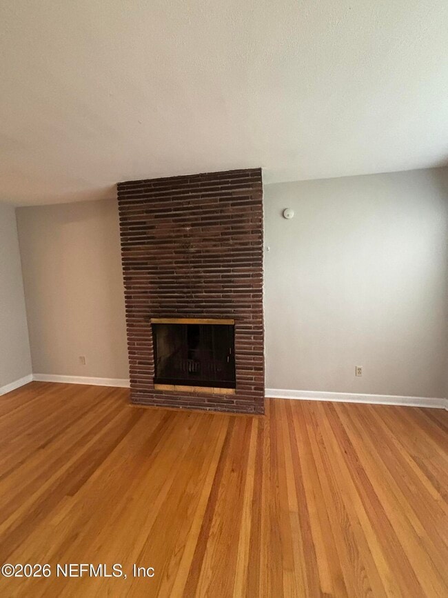 Photo - 6340 Colgate Rd
