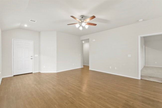 Photo - 363 Cumberland Forest Dr