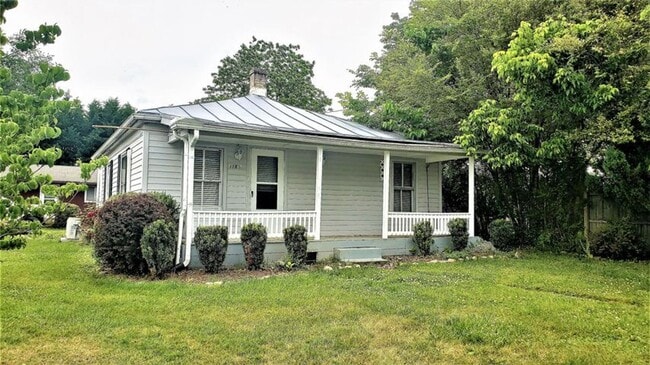 Building Photo - 2 Br 1 BA Cottage