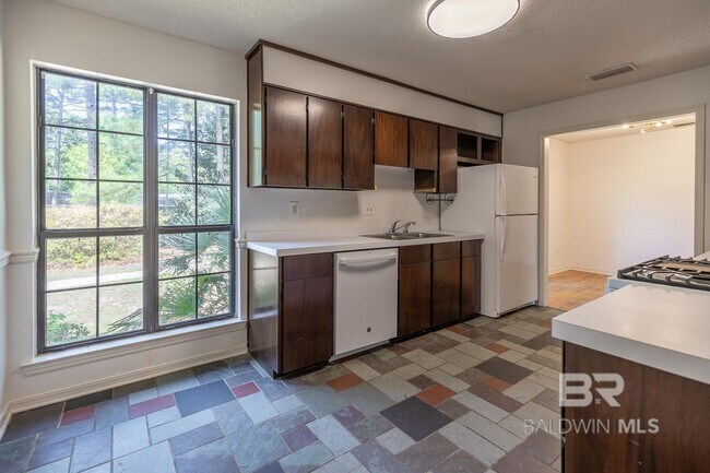 Photo - 607 Spanish Main