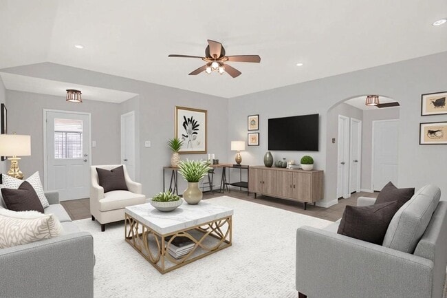 Photo - 904 Opal Path