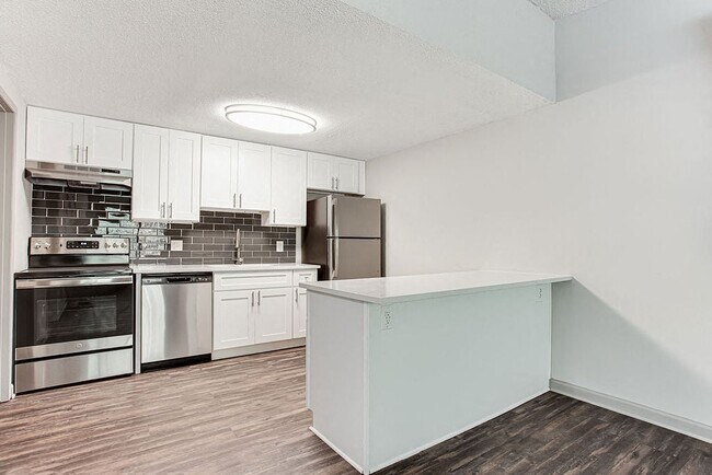 Photo - Elevate Woodstock