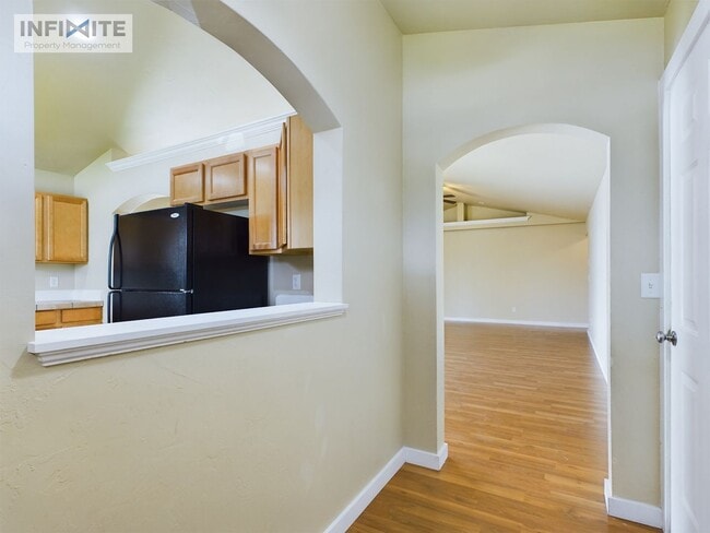 1113 Las Campanas Dr