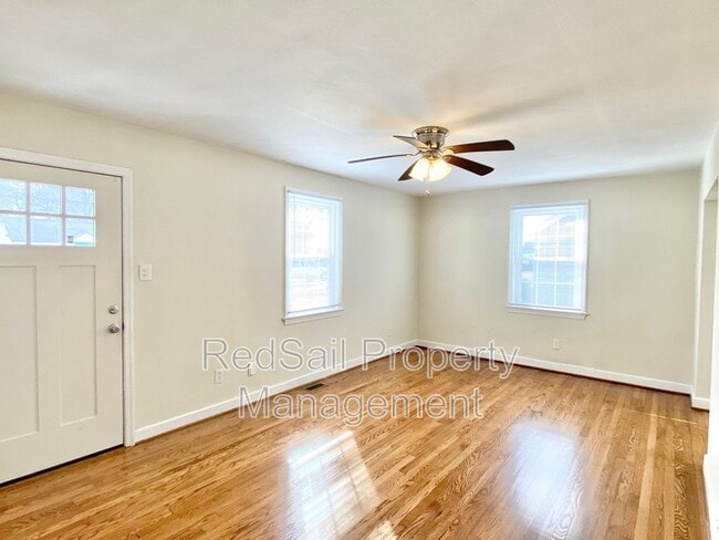 Photo - 619 Brewer St