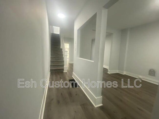 Photo - 611 S Prince St