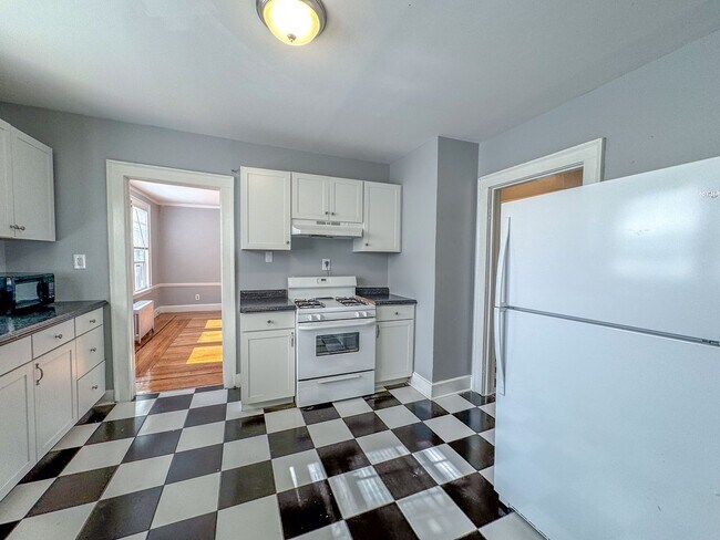 Photo - 259 Sheffield Ave Apartment Unit #2