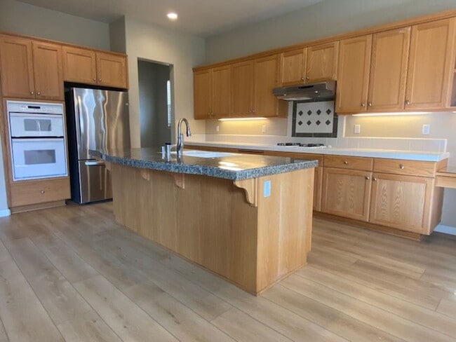 Photo - Available 12/1/25 Immaculate home in West ...