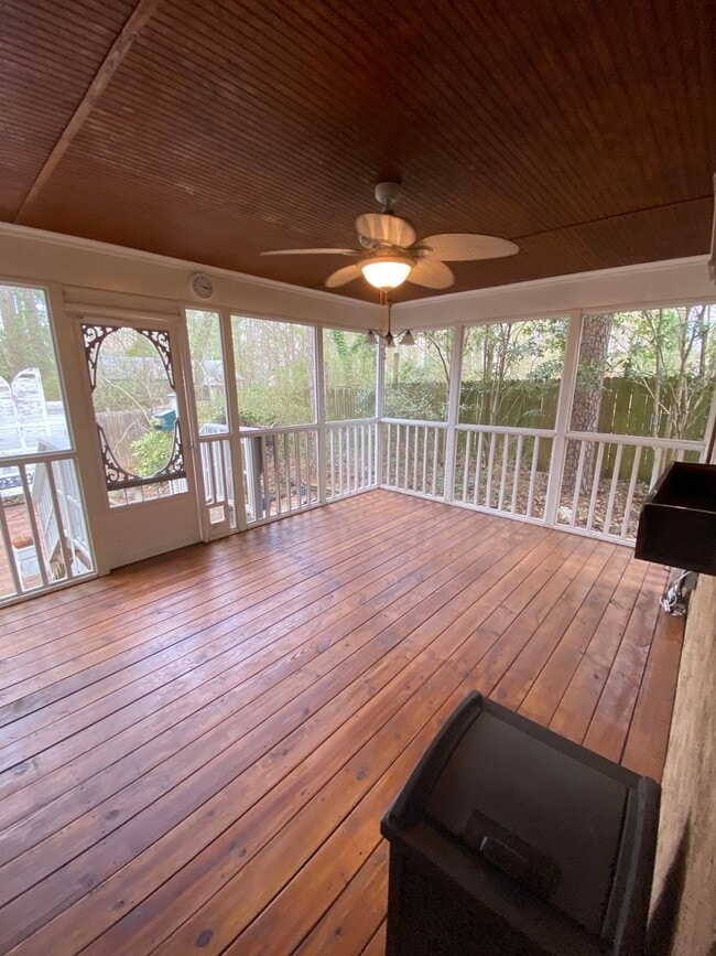 Photo - 3804 Marcom St