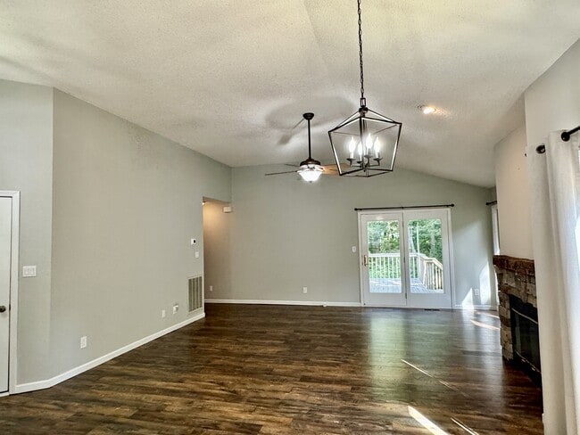 Photo - 310 Paoli Trce