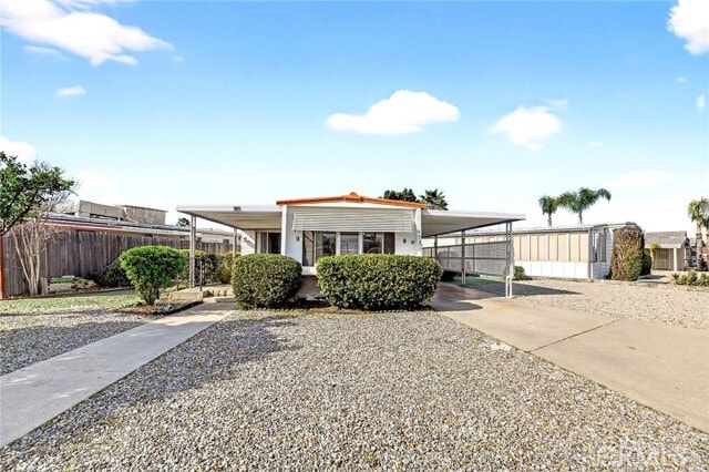 Photo - 893 S Palm Ave