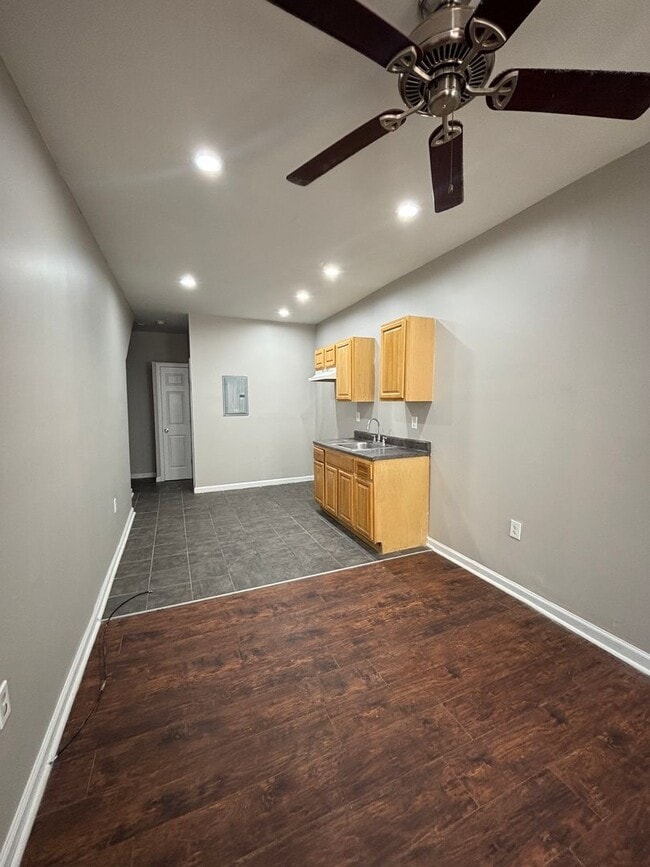 Building Photo - 3416 Braddock St Unit 1st Floor Rental