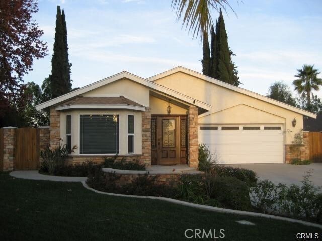 Building Photo - 328 La Tortola Dr