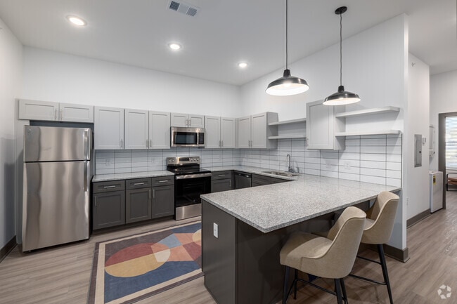 2BR, 2BA - 898SF - Kitchen