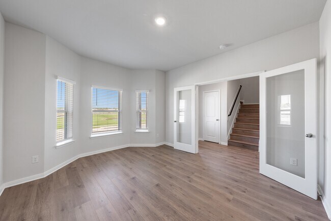 Photo - 1000 Camelia Grv Ct
