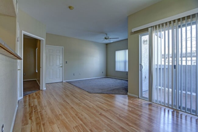 Photo - LOVELY & IMMACULATE CONDO LOCATED NEAR THE POOL PLUS HAS NEW PAINT, WOOD FLOORS, AND VIEWS OF THE... Unit 1105