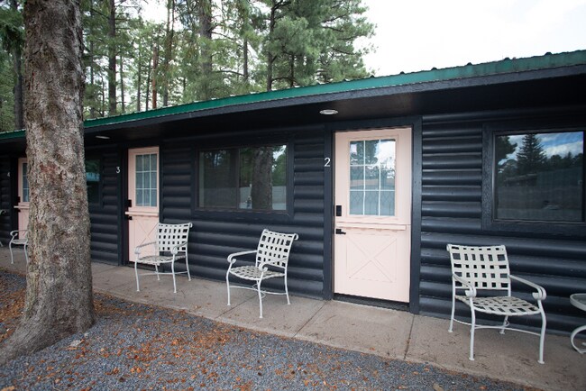 Photo - 858 E White Mountain Blvd Unit 2