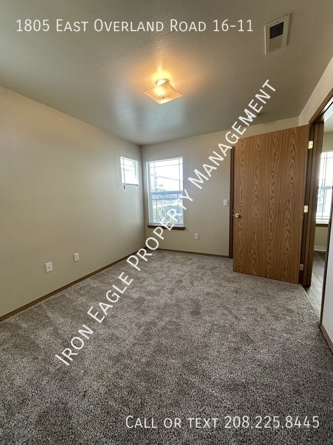 Photo - 1805 E Overland Rd