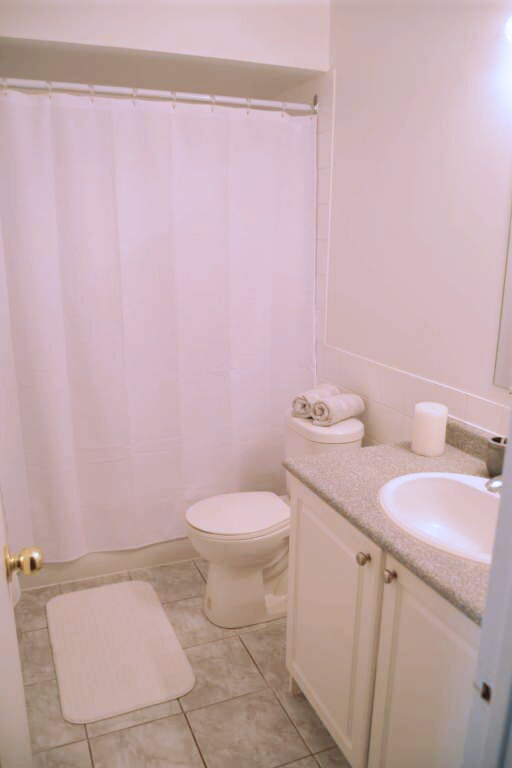 Photo - 2020-2077 Barsuda Drive Apartments