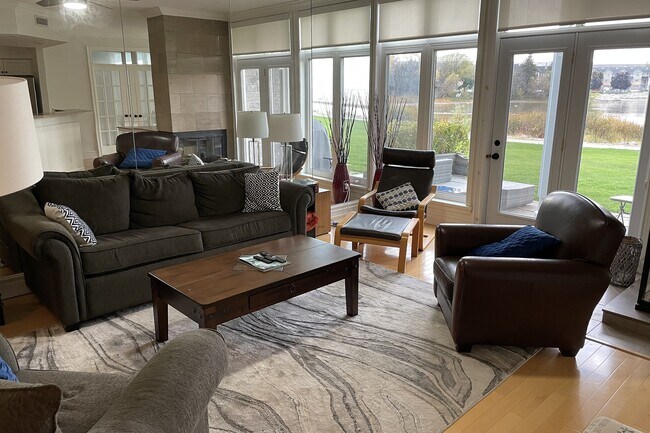Photo - 871 Suncrest Cir