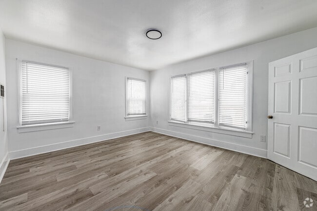 2BR, 1BA - Primary Bedroom