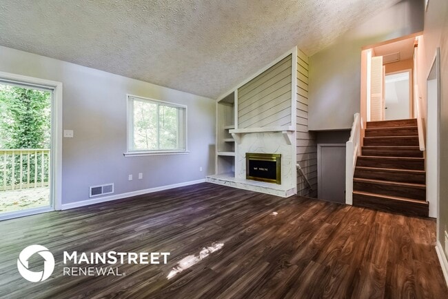 Photo - 6855 Red Maple Dr