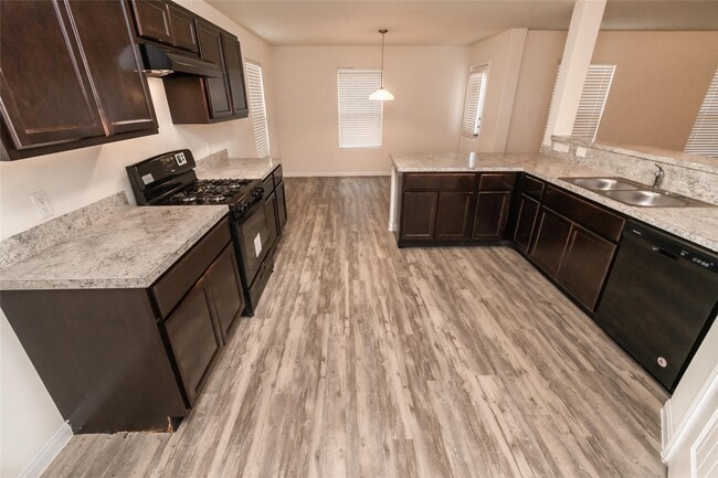 Building Photo - 12051 Munich Dr