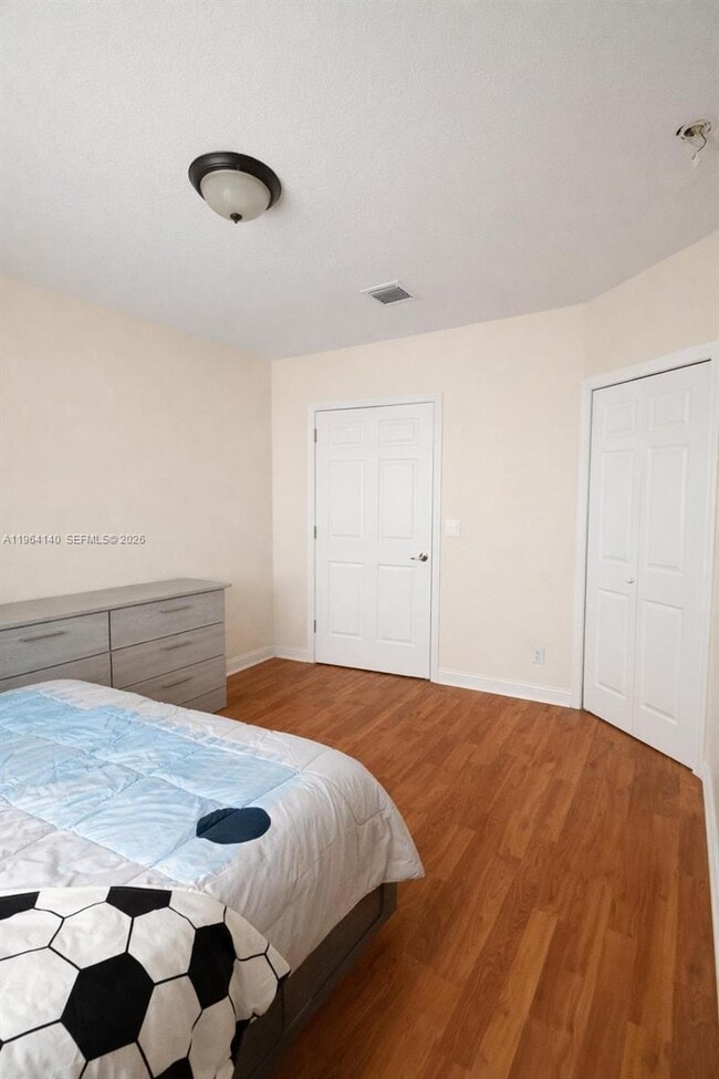 Photo - 5724 NW 112th Pl