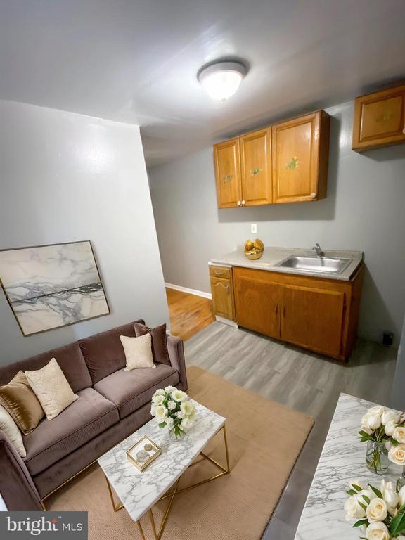 Building Photo - 755 E Allegheny Ave Rental