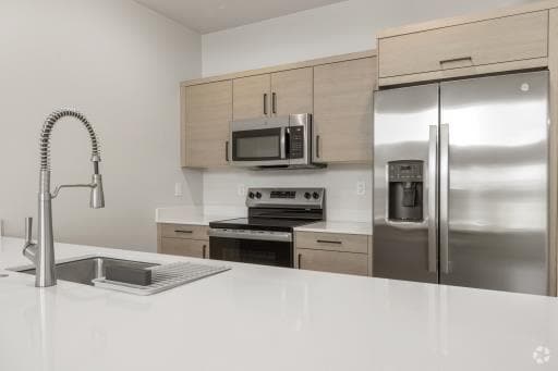 Building Photo - 2 bedroom in Billings MT 59106 Rental
