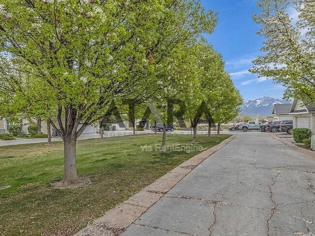 Photo - 4466 W 11800 S