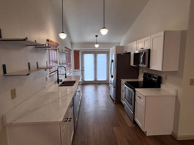 Photo - 5941 Corinth Dr