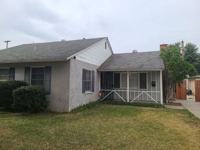 Building Photo - Beautiful 3 Bedroom Home in Riverside