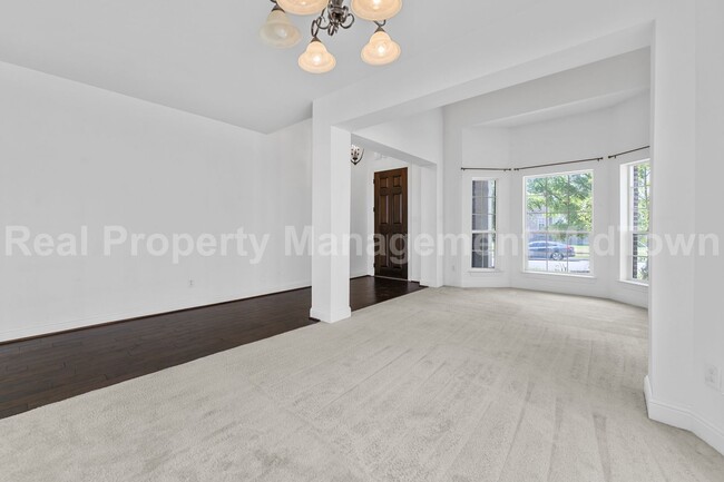 Photo - 4106 Horseshoe Ln
