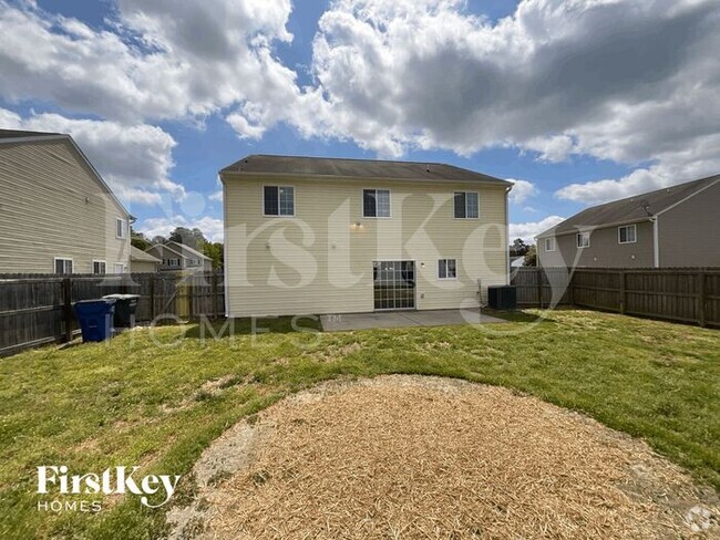 Building Photo - 100 Oak Knoll Dr Rental