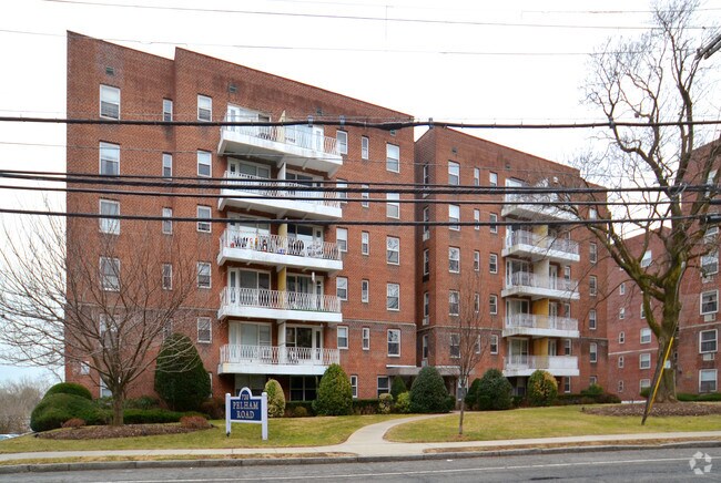 Pelham Pointe - Pelham Pointe Apartments
