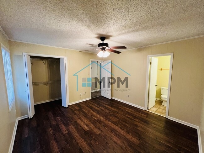 Photo - 229 Hillside Cir