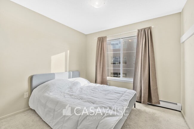 Photo - 340-340 Windermere Rd NW