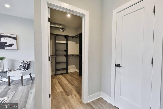 Photo - 1612 Cambridge St Unidad 203