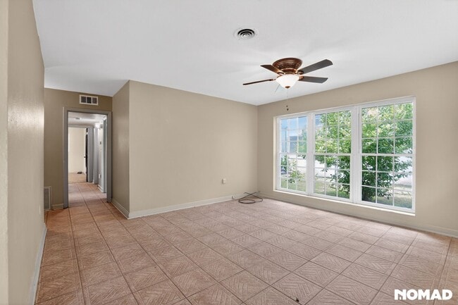 Photo - 203 St Regis Dr