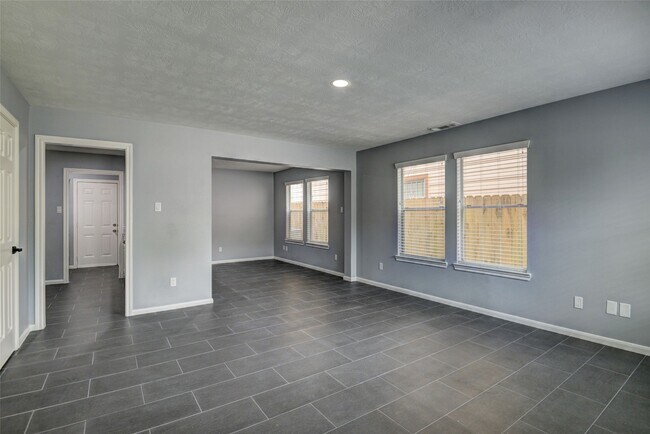 Photo - 1214 Cleveland St