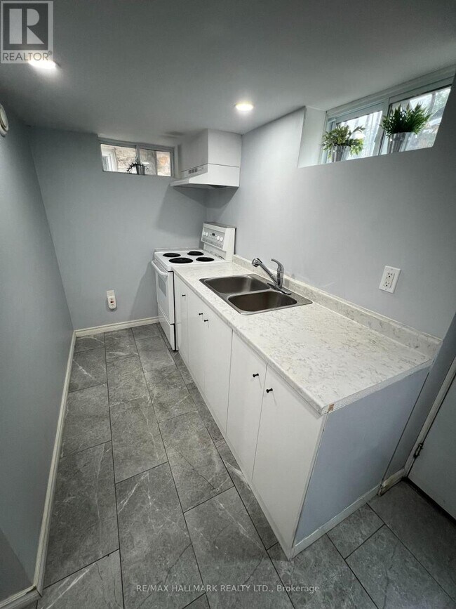 Photo - 102 Barton Ave