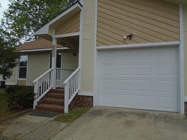 Photo - Renovated 3BD/2BA Single Family Home Avail...