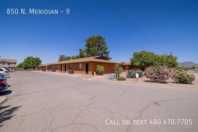 Building Photo - 850 N. Meridian-9 Unit 9